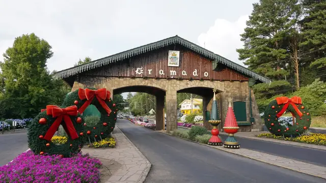 Gramado: Onde ficar em Gramado no Natal Luz 2026: bairros e hotéis