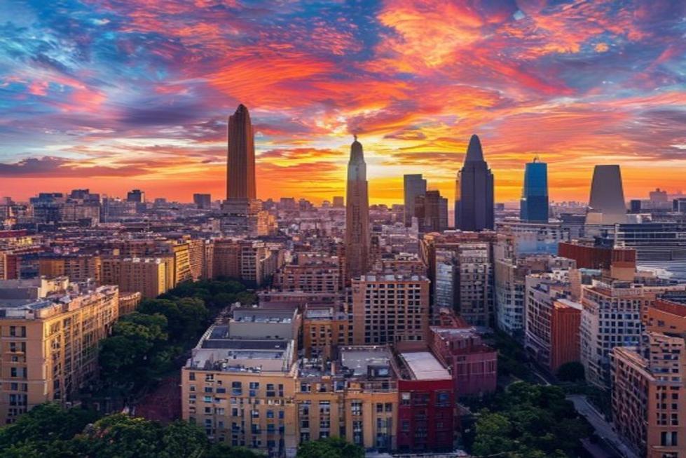 Horizonte de Buenos Aires com pôr do sol e marcos icônicos.